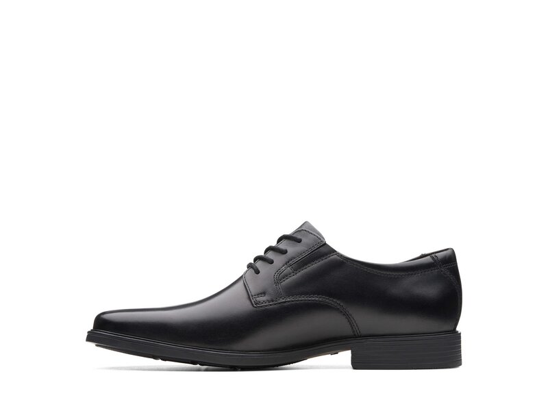 Clarks - Tilden Plain - Schwarz 