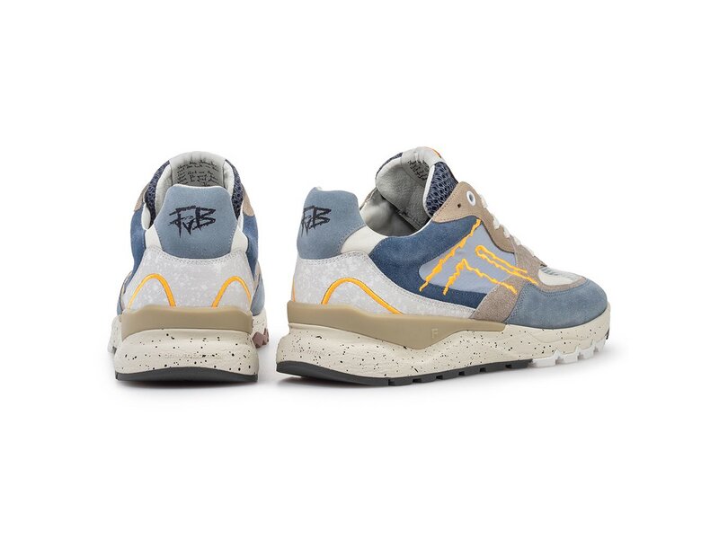 Floris van Bommel - De Treener 06.07 - Blau 