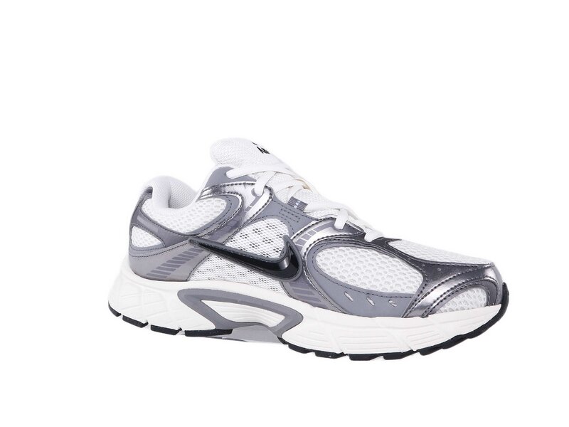 NIKE - V5 RNR - Grau 