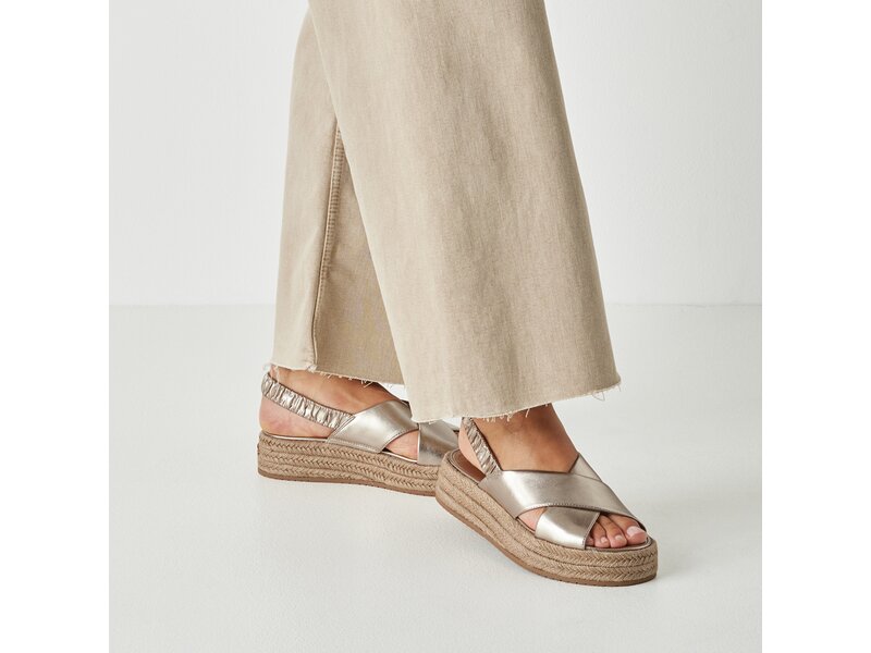 Tamaris - Sandalen - Gold 