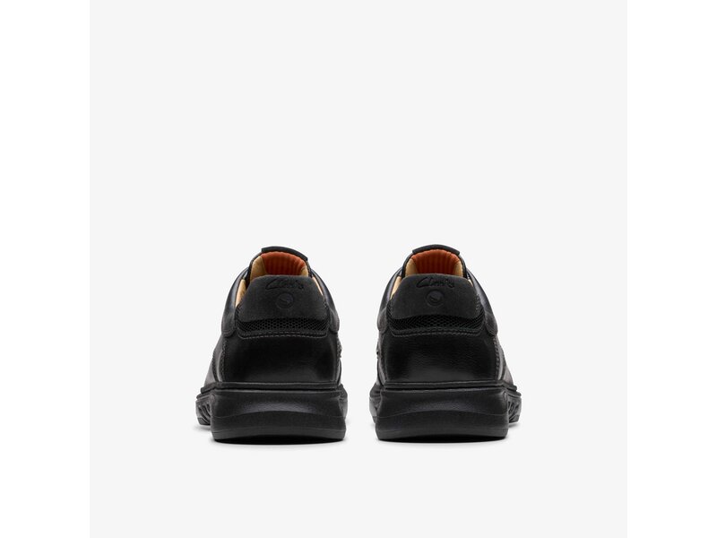 Clarks - Un Briley Pace Black Leather - Schwarz 