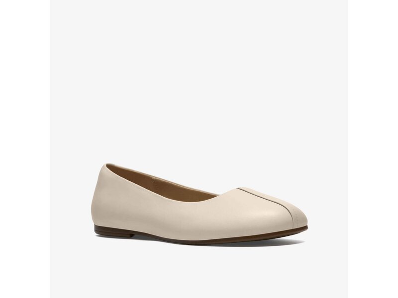 Clarks - Livia Lily Cream Leather - Beige 