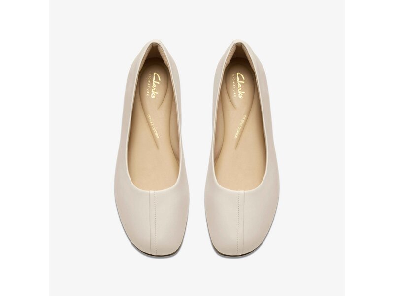 Clarks - Livia Lily Cream Leather - Beige 