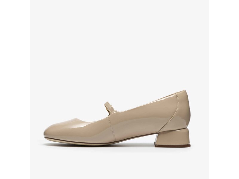Clarks - Daiss30 Bar Beige Patent - Beige 