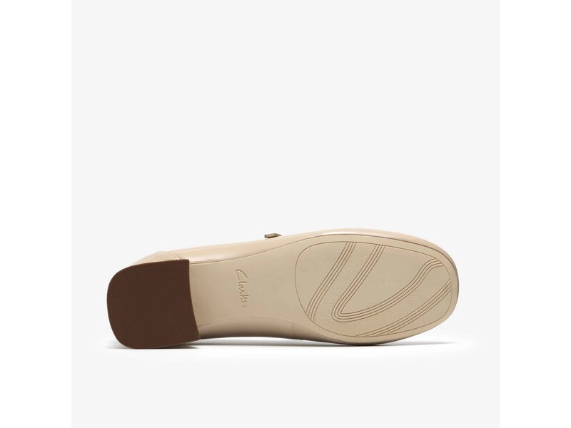 Clarks - Daiss30 Bar Beige Patent - Beige 