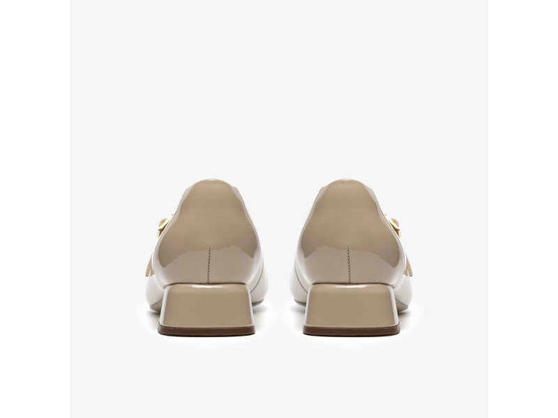 Clarks - Daiss30 Bar Beige Patent - Beige 