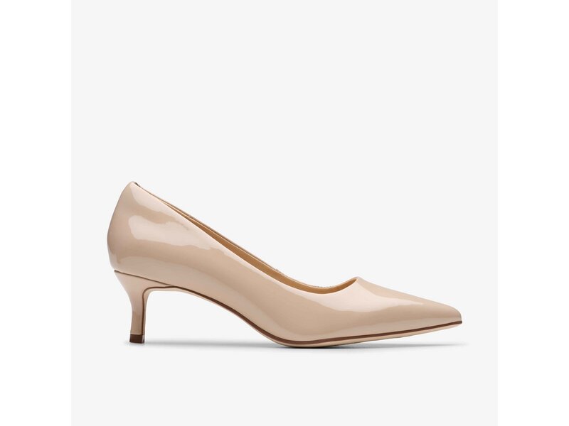 Clarks - Zarey Court Sand Patent - Beige 