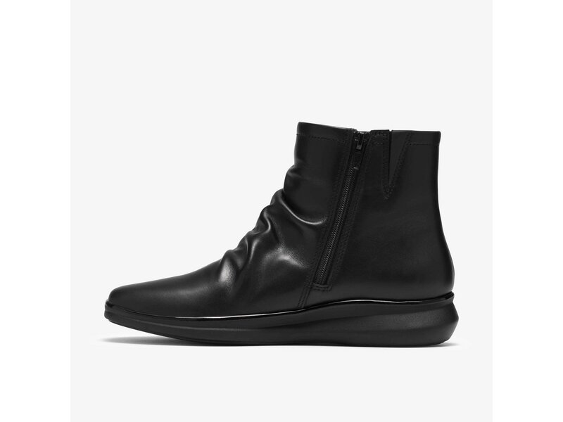 Clarks - Lynell Park - Schwarz 