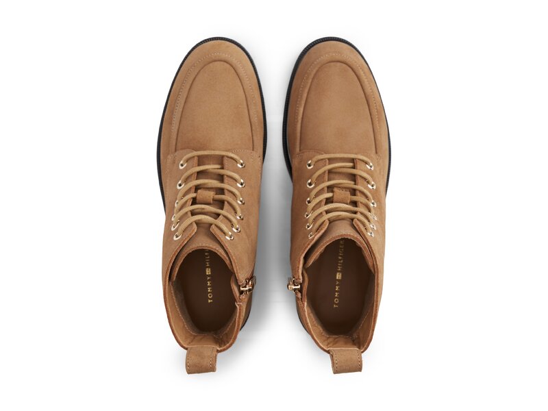 Tommy Hilfiger - Enamel Flag Suede Lace-Up Boot - Gr&uuml;n 